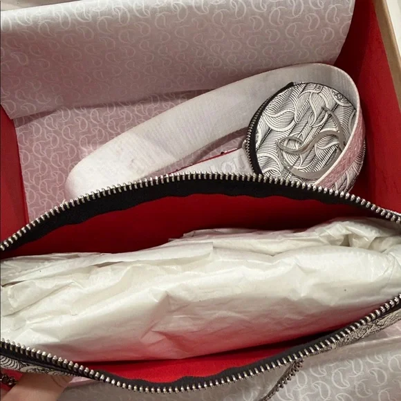 CHRISTIAN LOUBOUTIN LOUBILA HYBRID MONOGRAM
POUCH CROSSBODY BAG IN WHITE/BLACK - Picture 6 of 8
